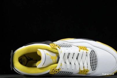 Hyperoad Air “VividSulfur” WMNS Jordan 4 0831
